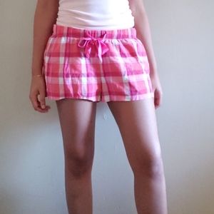 (97)Old Navy Women's Pink Plaid Pajama Shorts Size Medium (EUC)